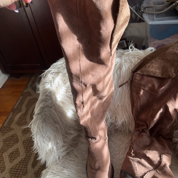 Over the knee micro suede boots. - Picture 3 of 5